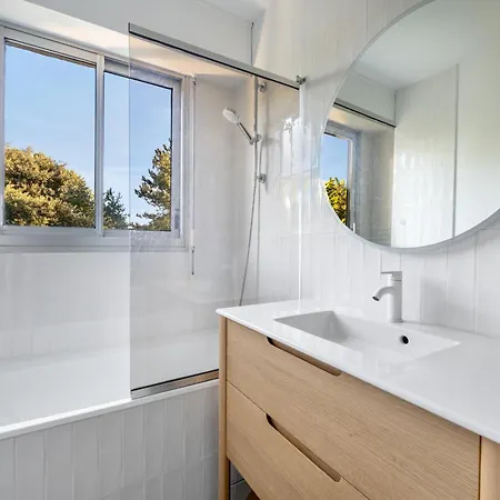 10m De La - 2 Adultes Et 2 Enfants